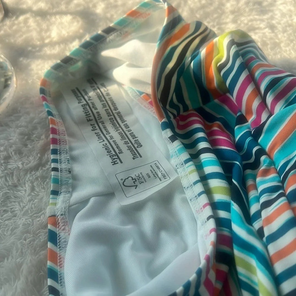 Vince Camuto Retro Striped Halter One-Piece Swimsuit Tie Front MultiColor 10 NWT - Picture 6 of 16